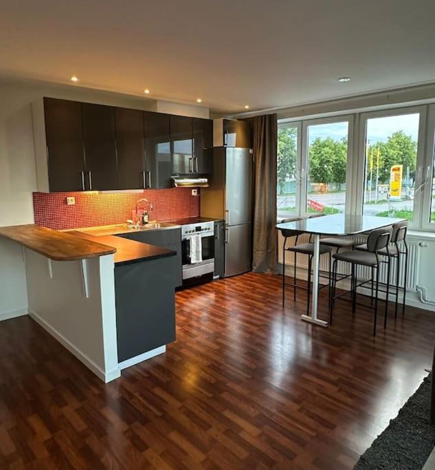 Nr6 Pa Sparet Norrköping Екстериор снимка